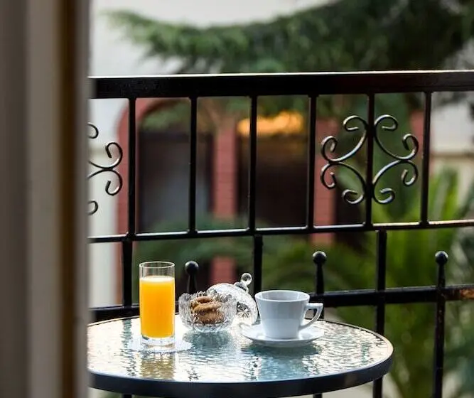 スーペリアールーム, Old Town Inn