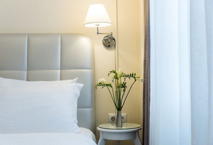 Номер Стандарт, Old Town Inn
