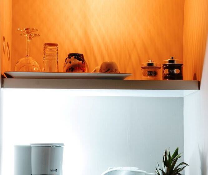 غرفة بريميوم إطلالة جانبية على البحر, Riva Luxury Rooms