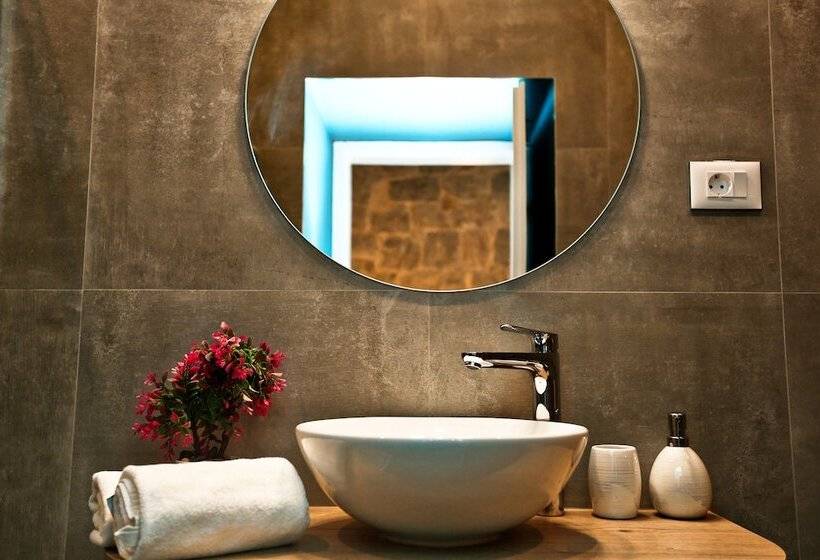 Premium Room, Riva Luxury Rooms