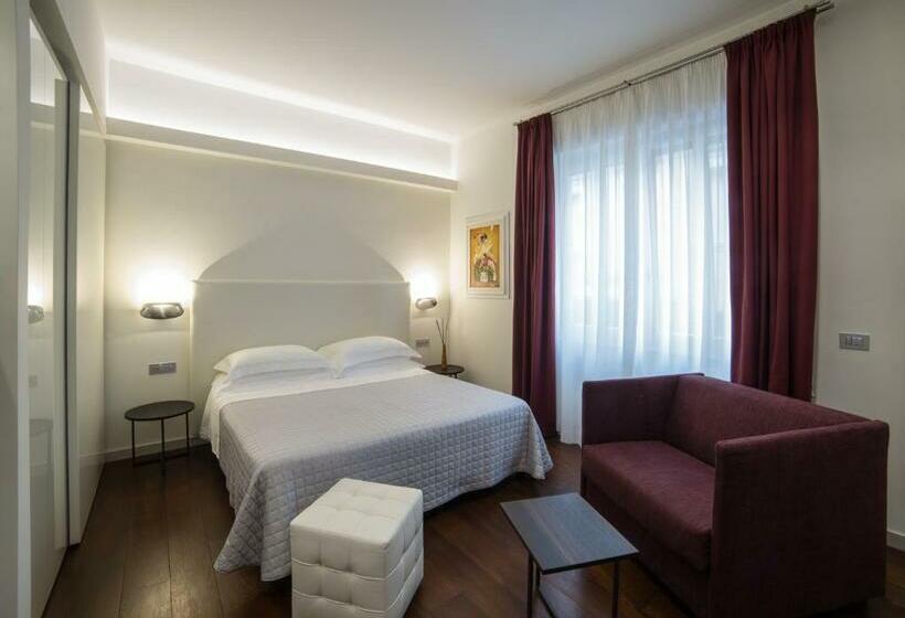 اتاق لوکس با چشمانداز دریا, Town House Morgana