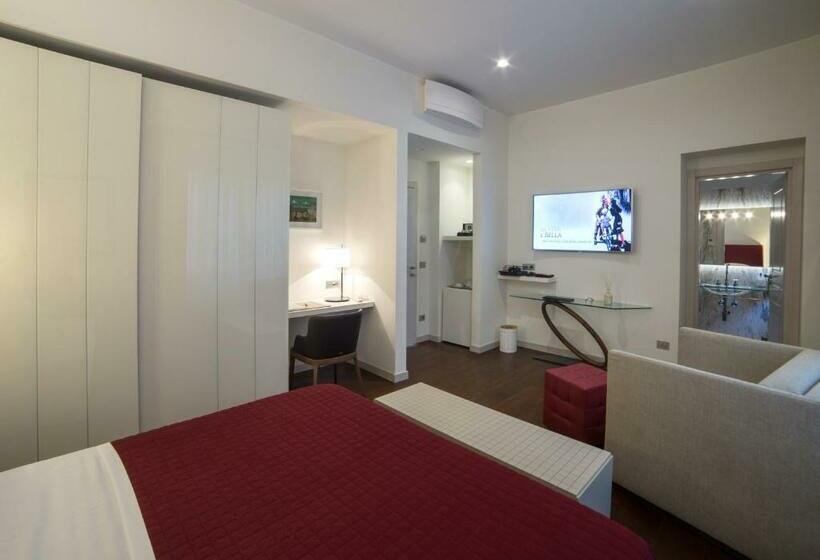 اتاق لوکس با چشمانداز دریا, Town House Morgana