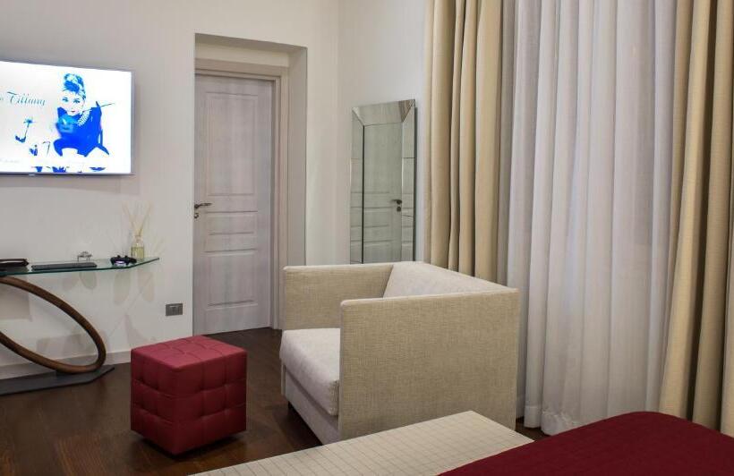 اتاق لوکس با چشمانداز دریا, Town House Morgana