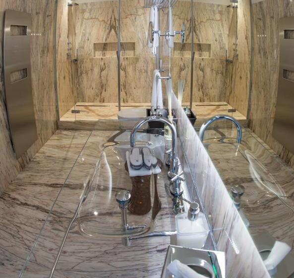 اتاق لوکس با چشمانداز دریا, Town House Morgana