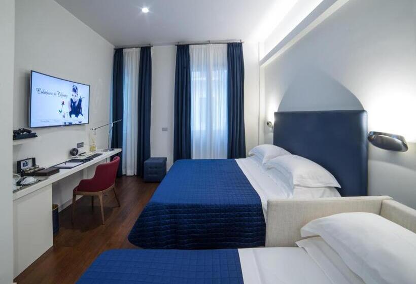 اتاق لوکس سه تخته, Town House Morgana