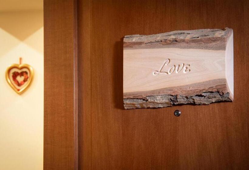 Апартаменты 1 Спальня Вид на Сад, Bed & Breakfast Tiffany