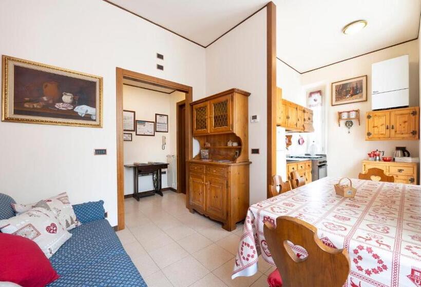 Апартаменты 1 Спальня с Балконом, Bed & Breakfast Tiffany