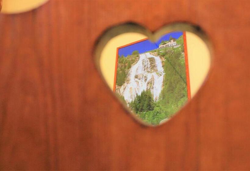 침실 1개 발코니 아파트, Bed & Breakfast Tiffany