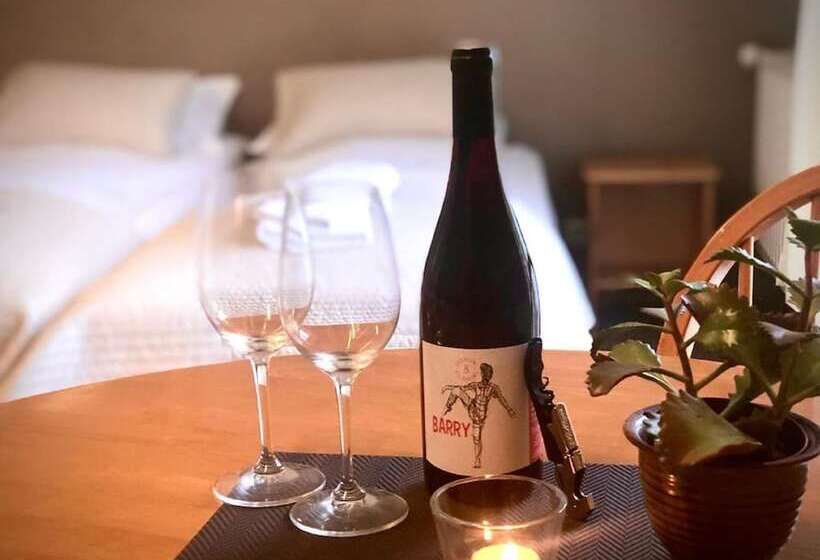 اتاق استاندارد چهار تخته, Lamb Inn öngulsstaðir