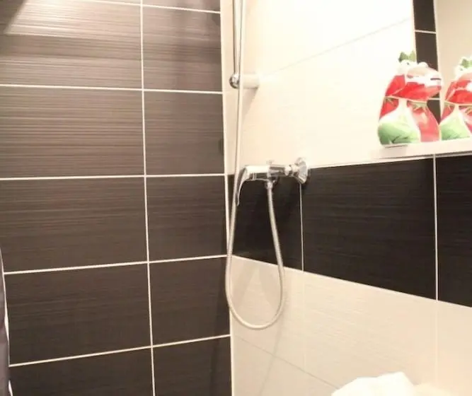 اتاق راحتی, Rooms Zagreb 17