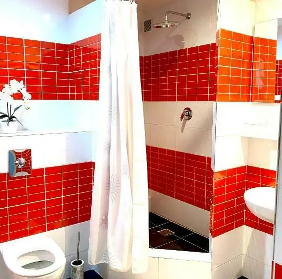 اتاق کلاسیک سه تخته, Zlaté Košice