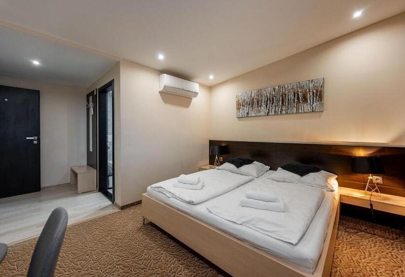 اتاق استاندارد, Zlaté Košice