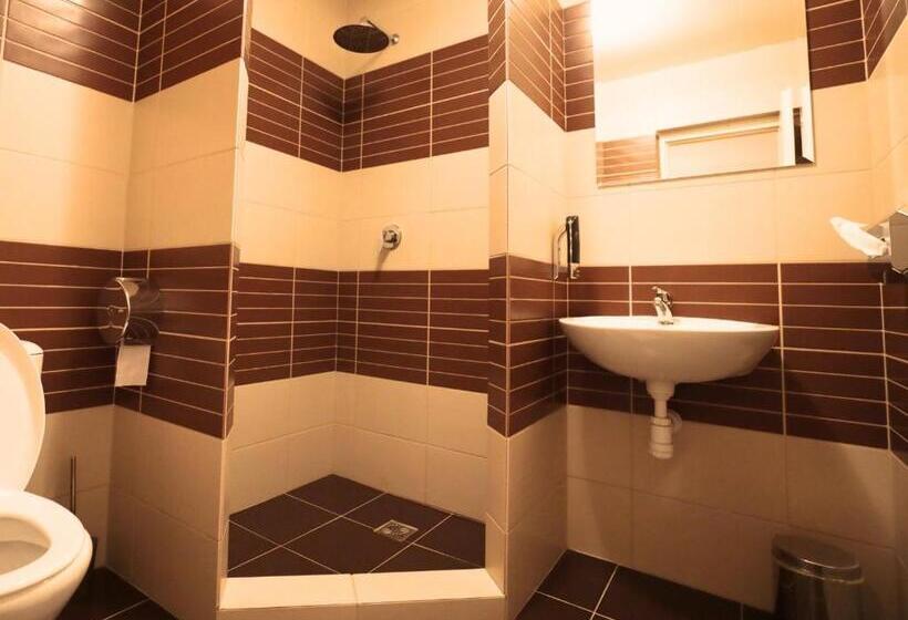 اتاق استاندارد, Zlaté Košice