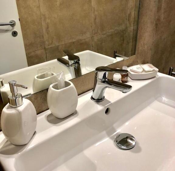 اتاق استاندارد با بالکن, B&b Doralice