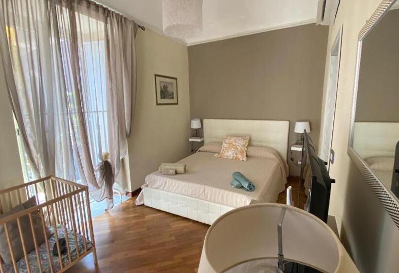 اتاق استاندارد سه نفره, B&b Doralice