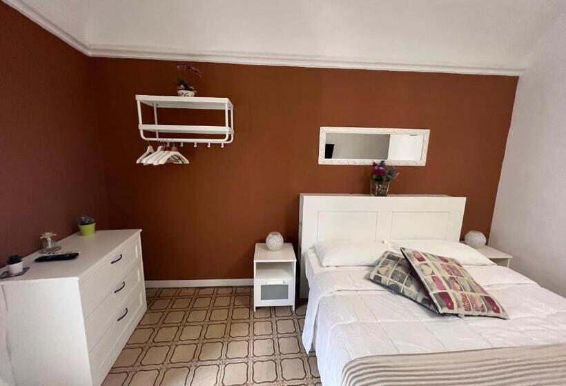 اتاق استاندارد سه نفره, B&b Doralice