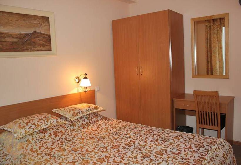 חדר קומפורט, Rossiya