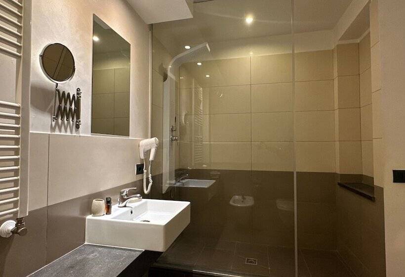 スタンダード4人部屋, Ottomood B&b And Apartments