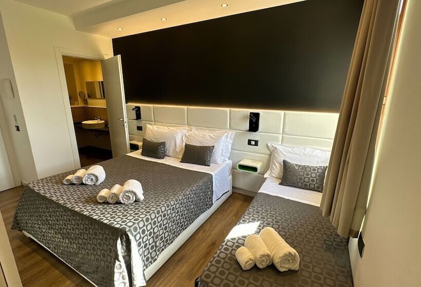 スタンダードトリプルルーム, Ottomood B&b And Apartments