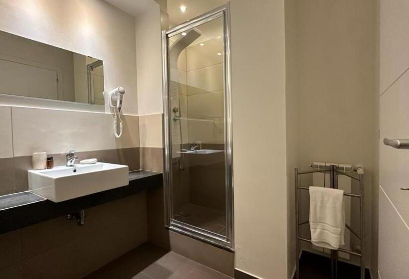 スタンダードトリプルルーム, Ottomood B&b And Apartments