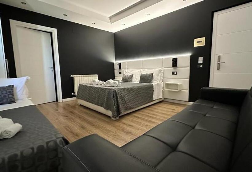 スタンダード4人部屋, Ottomood B&b And Apartments