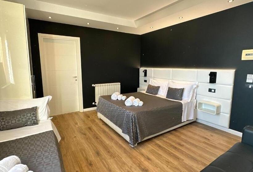 スタンダード4人部屋, Ottomood B&b And Apartments