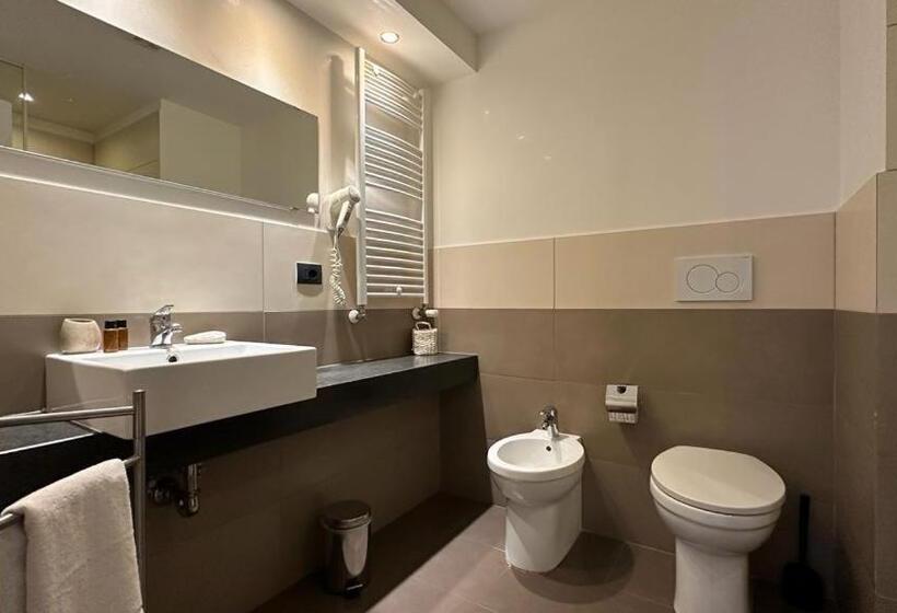 スタンダード4人部屋, Ottomood B&b And Apartments