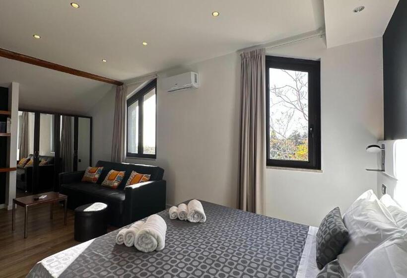 スタンダード4人部屋, Ottomood B&b And Apartments