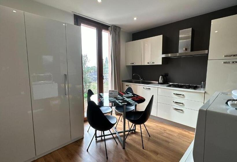 テラス付き1ベッドルームアパートメント, Ottomood B&b And Apartments