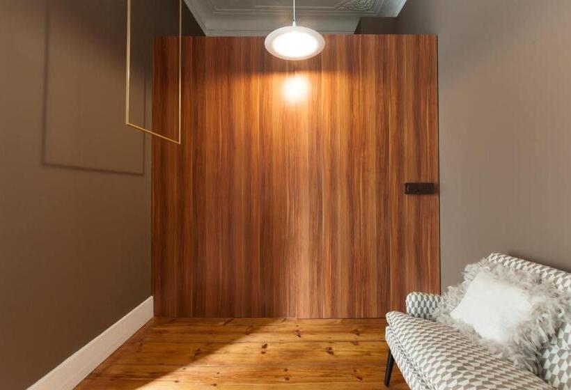 اتاق لوکس, Lisbon Cheese & Wine Suites