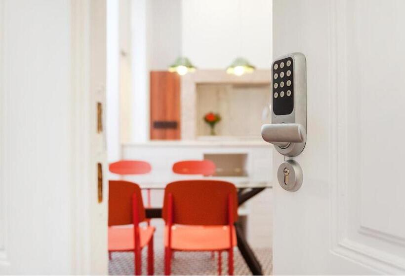 اتاق استاندارد, Lisbon Cheese & Wine Suites