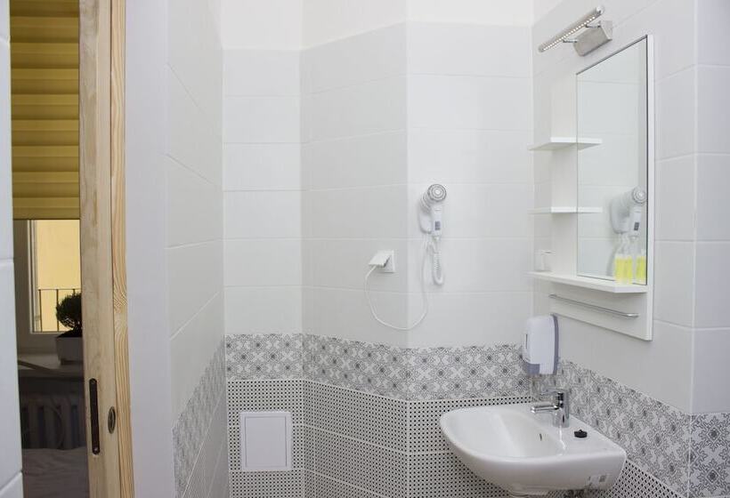 غرفة قياسية, Chillout Hostel