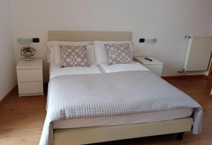 Номер Стандарт Трехместный, Casa Nataly