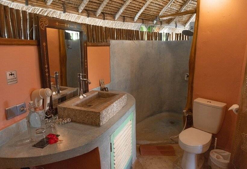 بنجلو قياسى, La Joya Balangan Resort