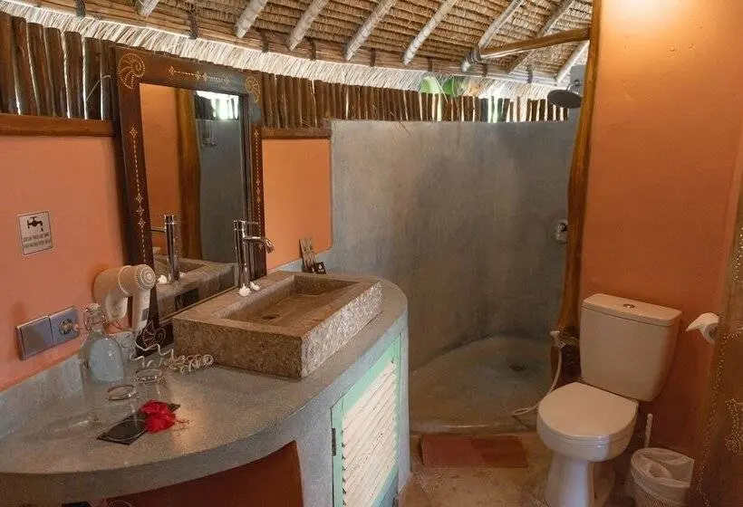 بانگلوی استاندارد, La Joya Balangan Resort