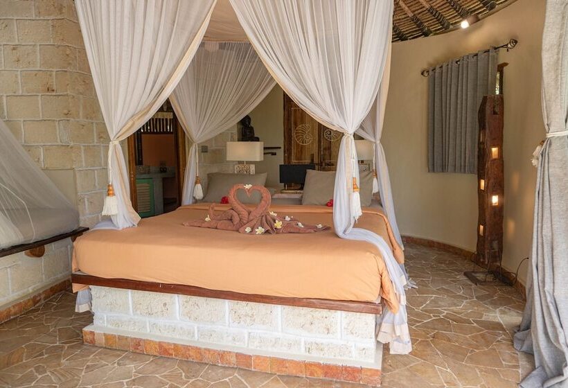 بنجلو قياسى, La Joya Balangan Resort