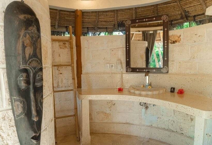 بنجلو ديلوكس, La Joya Balangan Resort