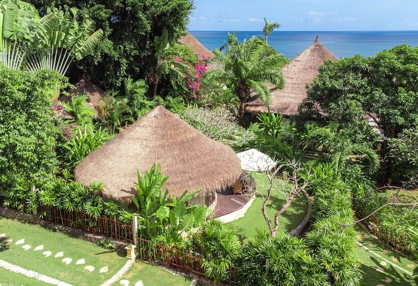 بنجلو قياسى, La Joya Balangan Resort