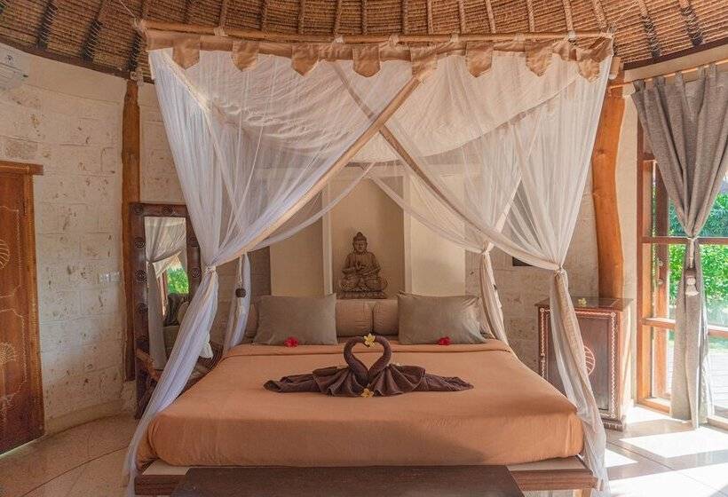 بنجلو ديلوكس, La Joya Balangan Resort