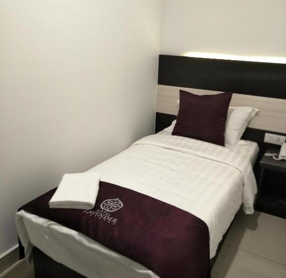 اتاق لوکس یک تخته, Lavender Senawang