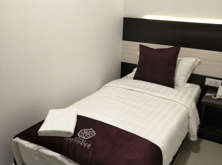 اتاق لوکس یک تخته, Lavender Senawang