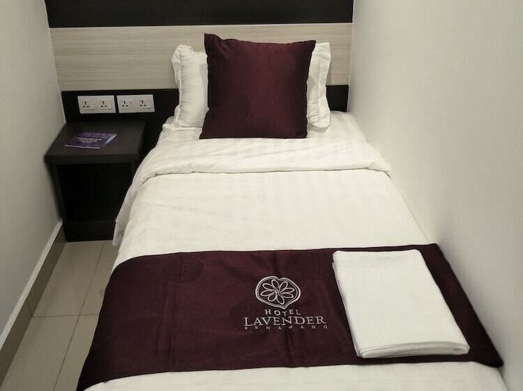 اتاق لوکس یک تخته, Lavender Senawang