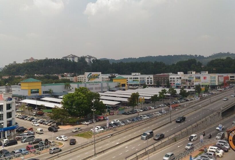 Номер Стандарт, Sri Puchong