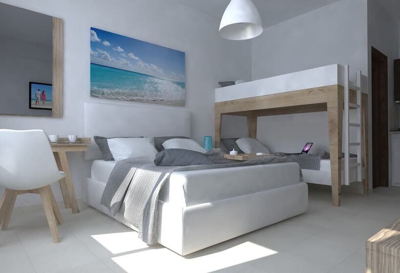 جناح عائلي, Philoxenia Earia