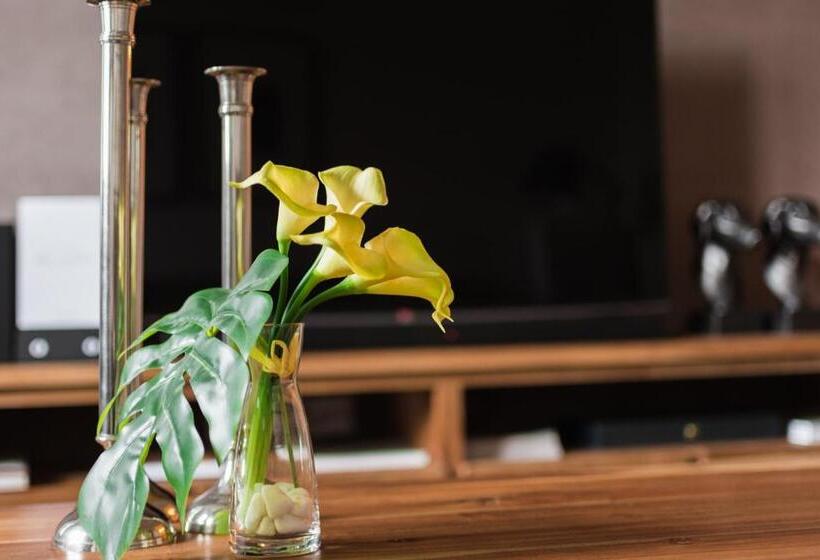 اتاق استاندارد, Acropolis Exclusive Residences