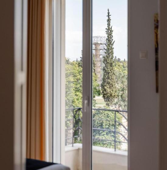 آپارتمان 3 خوابه, Acropolis Exclusive Residences