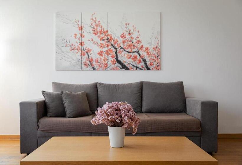 آپارتمان 3 خوابه, Acropolis Exclusive Residences