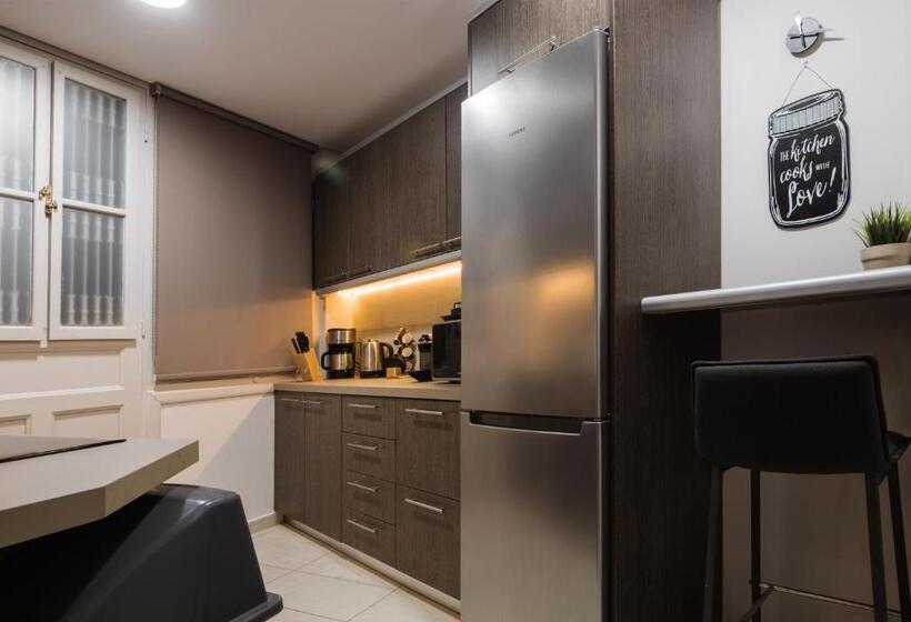 اتاق استاندارد, Acropolis Exclusive Residences