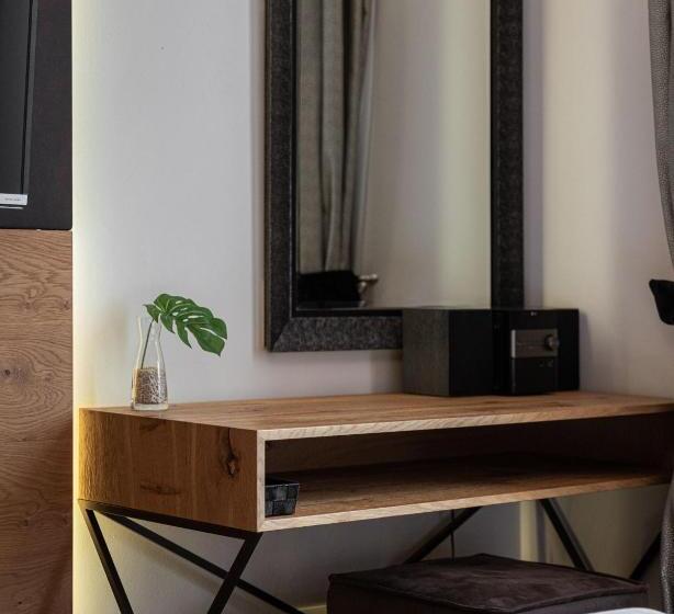 اتاق استاندارد با چشمانداز, Acropolis Exclusive Residences