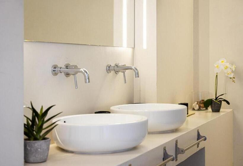 آپارتمان 3 خوابه, Acropolis Exclusive Residences